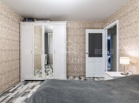 Продажа двухкомнатной квартиры - Ленинский проспект, д.137