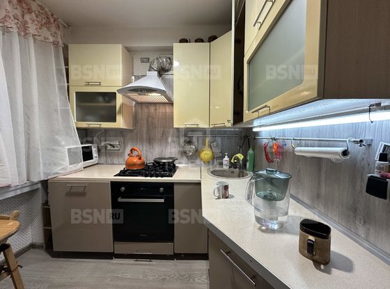 Продажа трехкомнатной квартиры - Художников проспект, д.39, корп.1