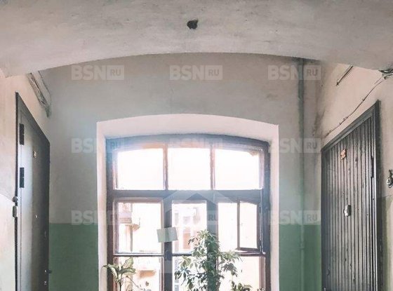 Продажа трехкомнатной квартиры - Старо-Петергофский проспект, д.15