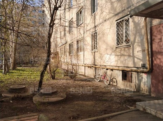 Продажа двухкомнатной квартиры - Загребский бульвар, д.35/28