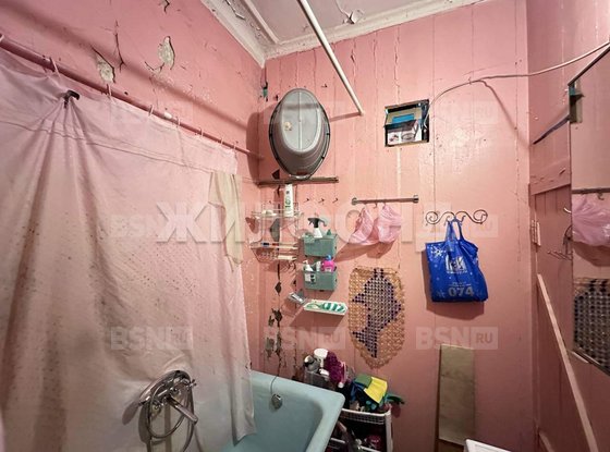 Продажа комнаты в четырехкомнатной квартире - 8-я Советская улица, д.14