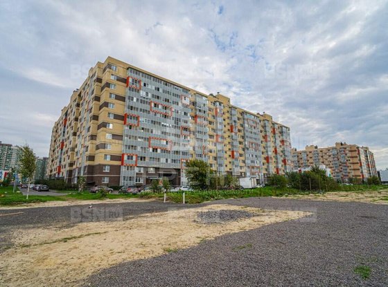 Продажа трехкомнатной квартиры - Бугры, Воронцовский бульвар, д.5, корп.5