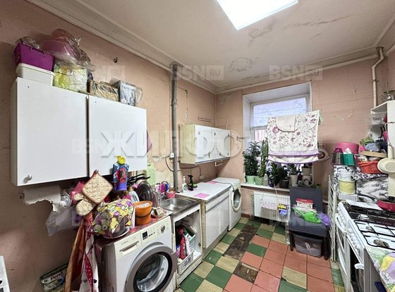 Продажа комнаты в четырехкомнатной квартире - 8-я Советская улица, д.14