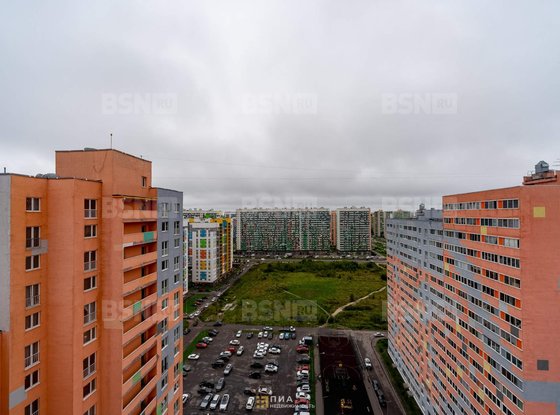 Продажа трехкомнатной квартиры - Мурино, Екатерининская улица, д.7, корп.1
