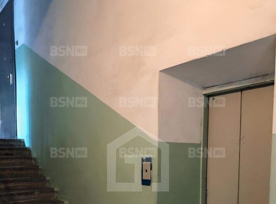 Продажа трехкомнатной квартиры - Старо-Петергофский проспект, д.15