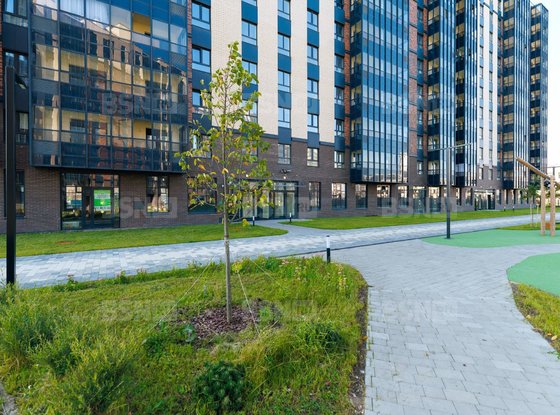 Продажа торгового помещения - Кудрово, Солнечная улица, д.10, корп.2