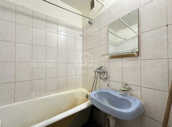 Продажа трехкомнатной квартиры - Ленинский проспект, д.93, корп.2