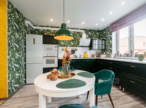 Продажа трехкомнатной квартиры - Мурино, Екатерининская улица, д.7, корп.1