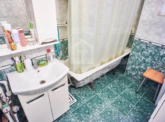 Продажа пятикомнатной квартиры - Академика Константинова улица, д.8, корп.2