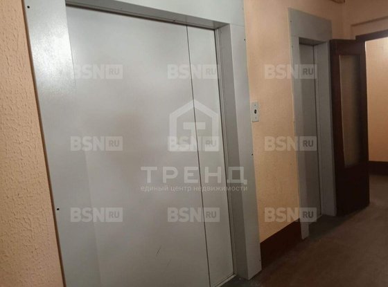 Продажа трехкомнатной квартиры - Композиторов улица, д.15 