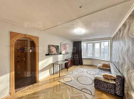 Продажа трехкомнатной квартиры - Новосибирская улица, д.18 