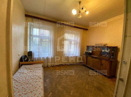 Продажа трехкомнатной квартиры - Декабристов улица, д.33 