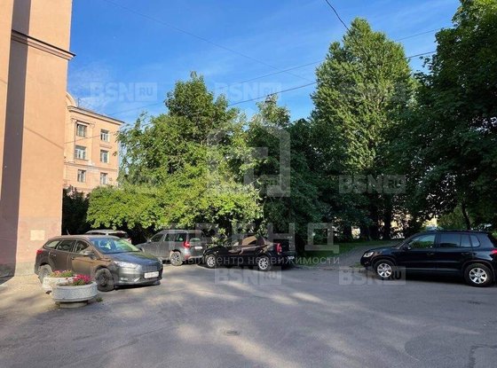 Продажа трехкомнатной квартиры - Таллинская улица, д.8 