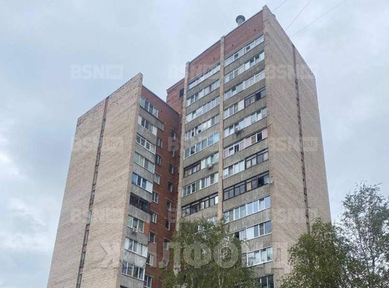Продажа комнаты в шестикомнатной квартире - Есенина улица, д.36, корп.3 