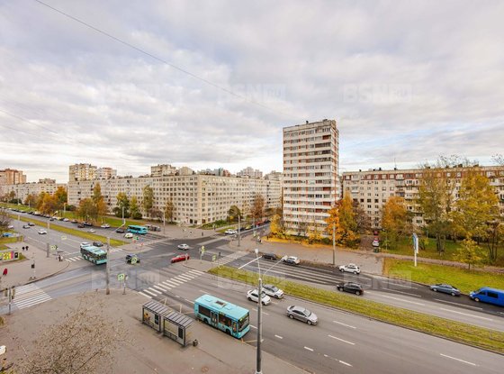 Продажа трехкомнатной квартиры - Художников проспект, д.18, корп.1 