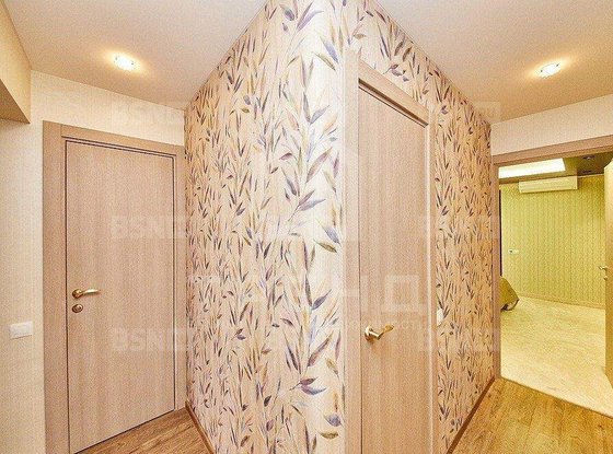 Продажа трехкомнатной квартиры - Металлистов проспект, д.15 