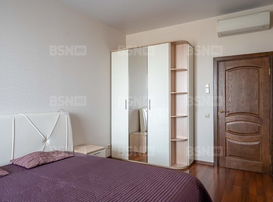 Продажа трехкомнатной квартиры - Барочная улица, д.12 
