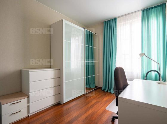 Продажа трехкомнатной квартиры - Барочная улица, д.12 