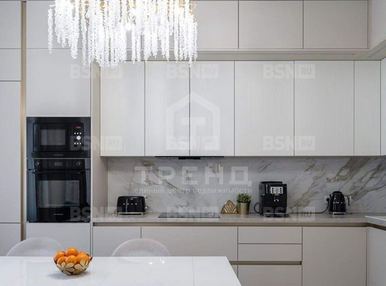 Продажа трехкомнатной квартиры - Александра Матросова улица, д.3, стр1 