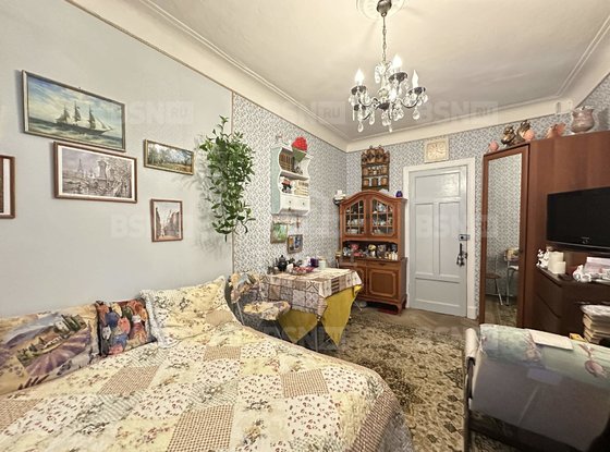 Продажа трехкомнатной квартиры - Большой В.О. проспект, д.64 