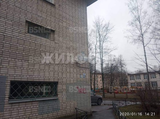 Продажа трехкомнатной квартиры - Лёни Голикова улица, д.27 