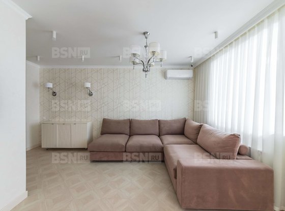 Продажа трехкомнатной квартиры - Рябиновая улица, д.17, корп.3 