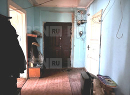 Продажа комнаты в четырехкомнатной квартире - Ленинградская область, Гатчинский район, Гатчина г., Красноармейский пр-кт., д.17 