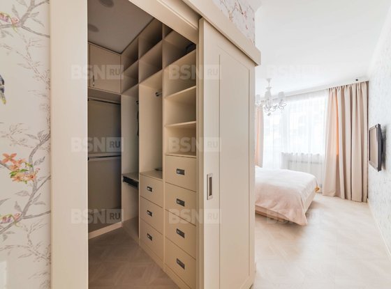 Продажа трехкомнатной квартиры - Рябиновая улица, д.17, корп.3 