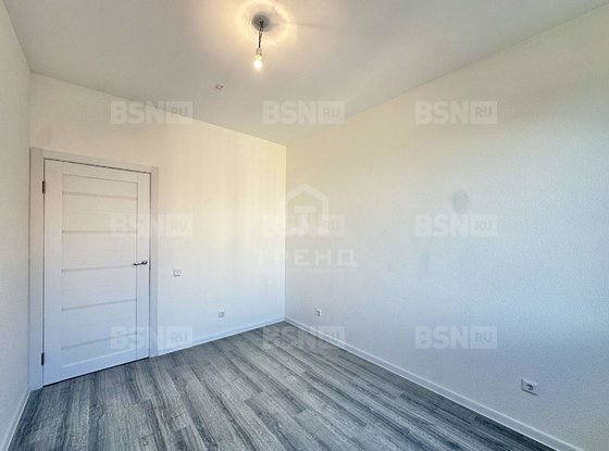 Продажа однокомнатной квартиры - деревня Новосаратовка, Первых ул, д.4, корп.5 