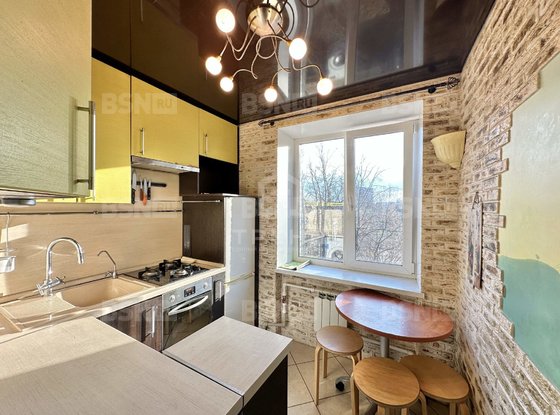 Продажа трехкомнатной квартиры - Новосибирская улица, д.18 