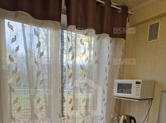 Продажа трехкомнатной квартиры - Космонавтов проспект, д.28, корп.2 
