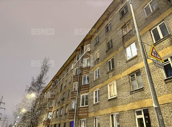Продажа пятикомнатной квартиры - Омская улица, д.22 