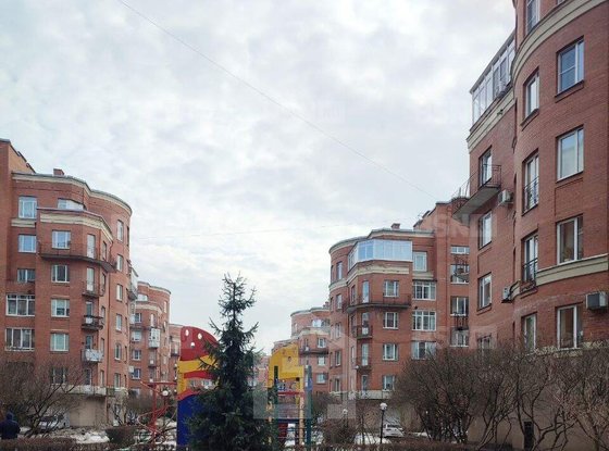 Продажа двухкомнатной квартиры - Композиторов улица, д.10 