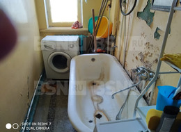 Продажа комнаты в трехкомнатной квартире - Ленинградская область, Гатчинский район, Гатчина г., Красноармейский пр-кт., д.42 