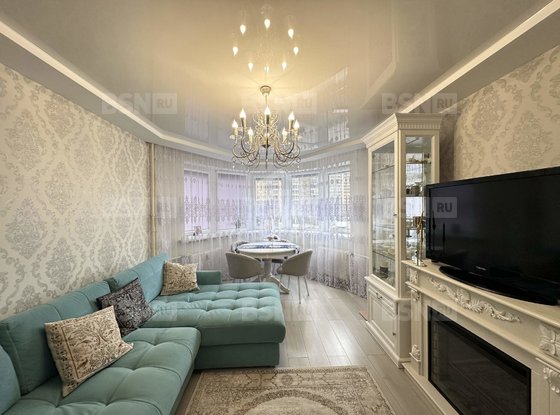 Продажа трехкомнатной квартиры - поселок Парголово, Фёдора Абрамова улица, д.21, корп.1 