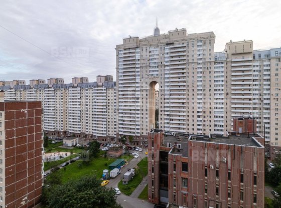 Продажа трехкомнатной квартиры - Комендантский проспект, д.19, корп.3 