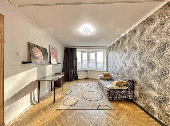 Продажа трехкомнатной квартиры - Новосибирская улица, д.18 