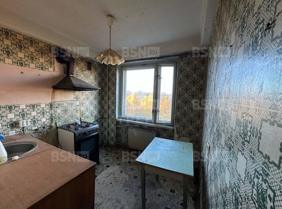 Продажа трехкомнатной квартиры - Художников проспект, д.15, корп.3 