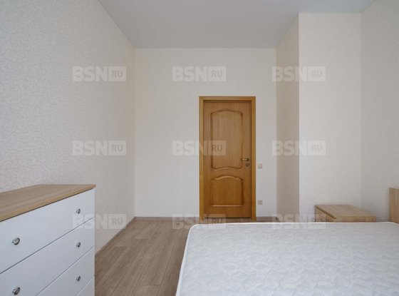 Аренда трехкомнатной квартиры - Невский проспект, д.141 