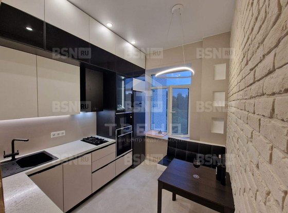 Продажа двухкомнатной квартиры - Стахановцев улица, д.10, корп.3 