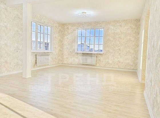 Продажа дома - Ленинградская область, Земляничная улица, д.4