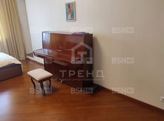 Продажа трехкомнатной квартиры - поселок Парголово, Михаила Дудина улица, д.25, корп.2 