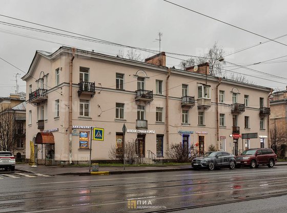 Продажа трехкомнатной квартиры - Энгельса проспект, д.60 