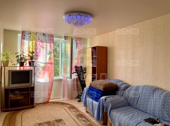 Продажа трехкомнатной квартиры - Крыленко улица, д.33, корп.1 
