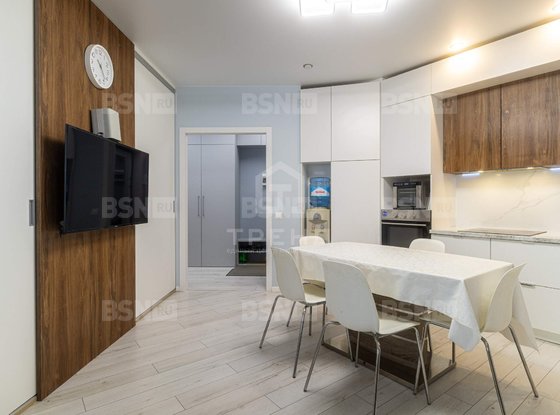Продажа трехкомнатной квартиры - Кудрово, Областная улица, д.9, корп.2 