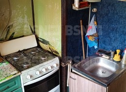 Продажа комнаты в трехкомнатной квартире - Киевская ул., 9/2 