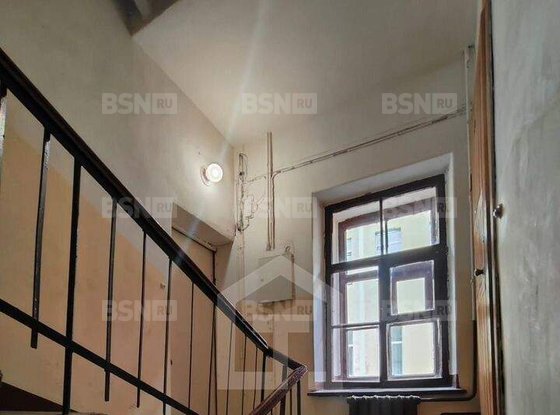 Продажа трехкомнатной квартиры - 9-я В.О. линия, д.32 