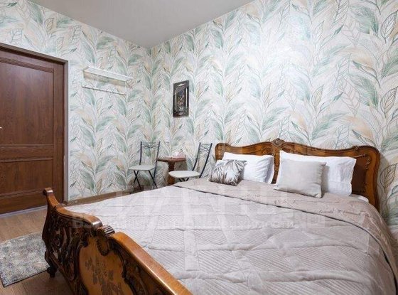 Продажа трехкомнатной квартиры - Миллионная улица, д.23 
