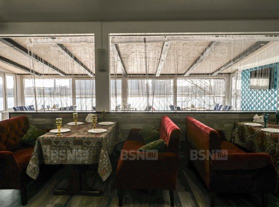 Продажа помещения сферы обслуживания - Октябрьская набережная, д.40, т 