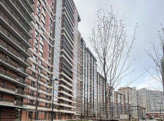 Продажа трехкомнатной квартиры - Коломяжский проспект, д.13, корп.2 стр 1 
